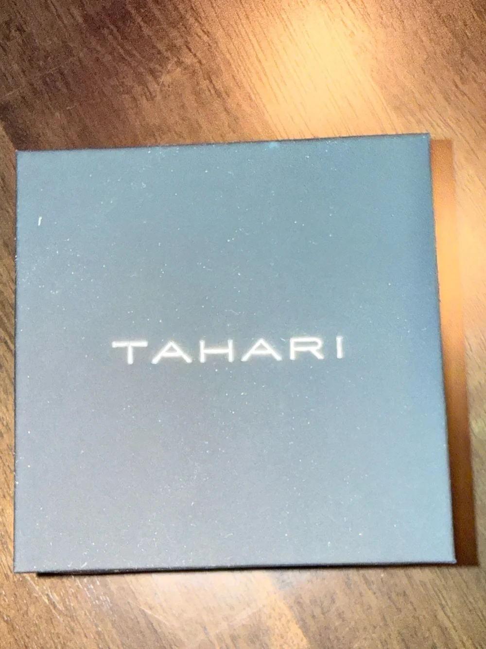 NIB Tahari -Watch Set Silver Mesh Mesh Band Purple Sunburst Dials His & Hers